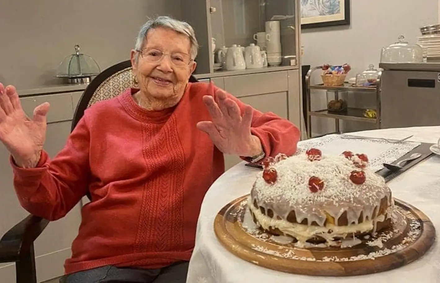 residents baking a cake